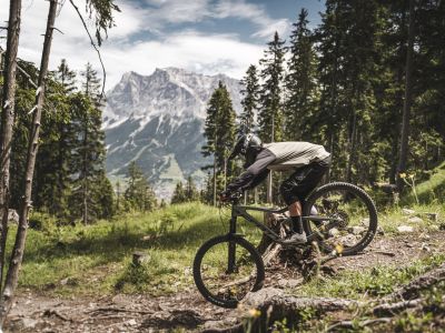 Bikepark Tiroler Zugspitze Forest Aisle Trail 02